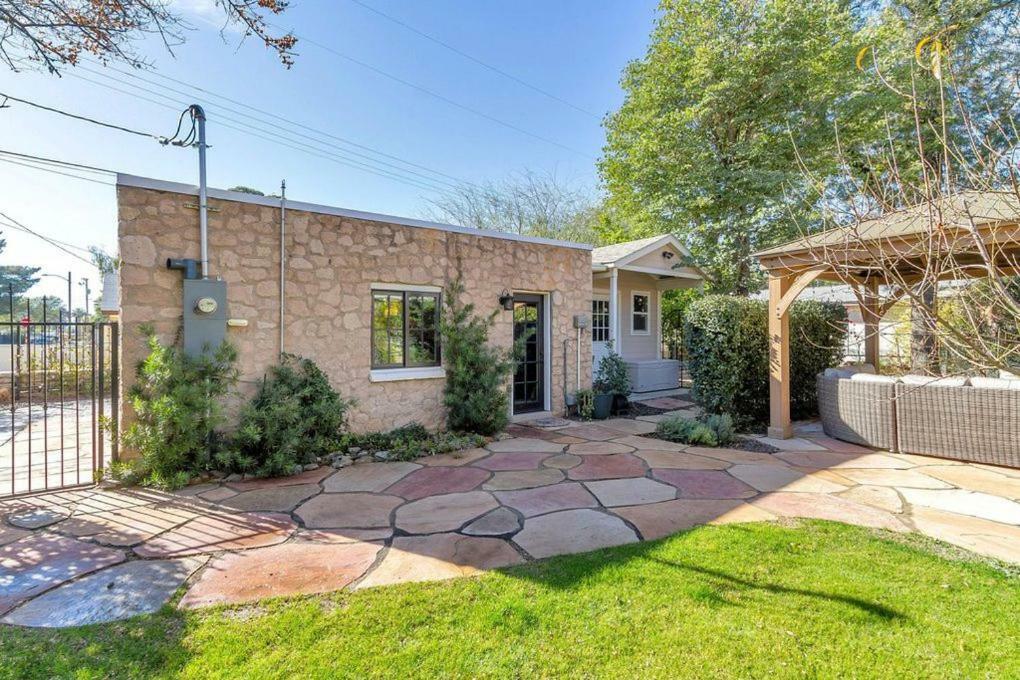 Best Little Guesthouse In Melrose! New Listing! Phoenix Buitenkant foto